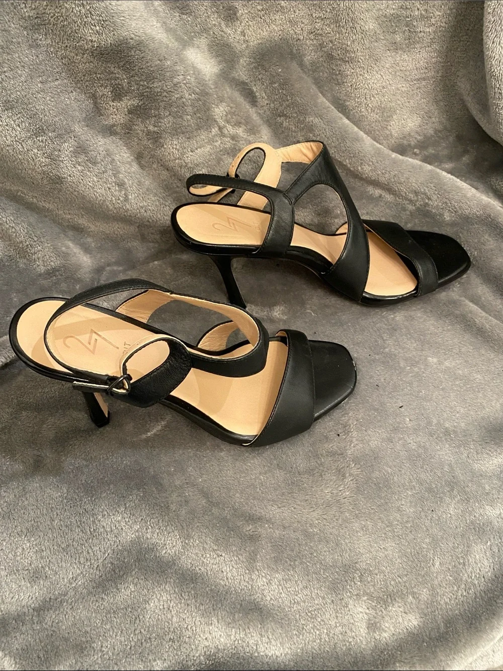 27 EDIT Black Leather Open-Toe Strappy Heels